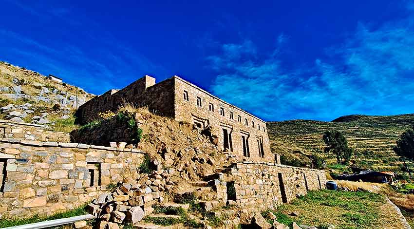 Ancient Ruins Tour
